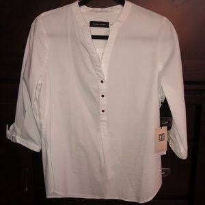 White blouse Ivanka Trump